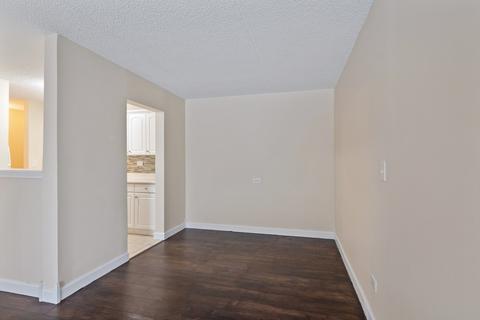 5550 Astor Ln #102, Rolling Meadows, IL 60008 photo 8