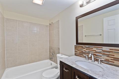 5550 Astor Ln #102, Rolling Meadows, IL 60008 photo 11