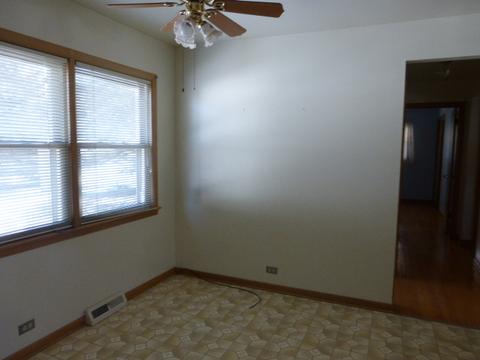 705 Hatlen Ave, Mount Prospect, IL 60056 photo 8