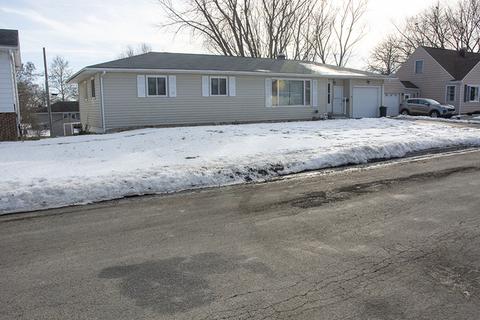 505 Maple Ave, Morrison, IL 61270 photo 3