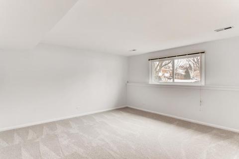 1313 Windsor Dr, Wheaton, IL 60189 photo 10