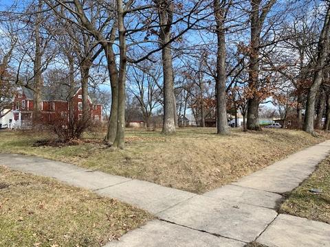5 Hickory Ave, Aurora, IL 60505 photo 4
