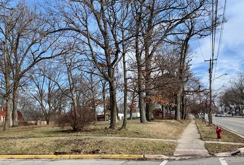 5 Hickory Ave, Aurora, IL 60505 photo 1