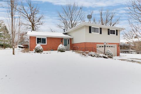1603 Erin Dr, Normal, IL 61761 photo 1
