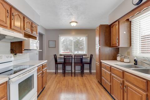 1603 Erin Dr, Normal, IL 61761 photo 7