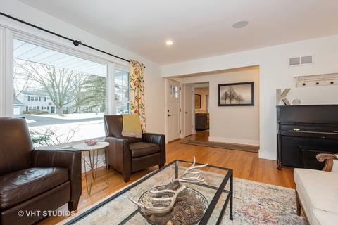 1119 Delles Rd, Wheaton, IL 60189 photo 8
