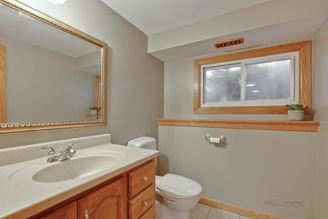 423 Tennyson Rd, Bartlett, IL 60103 photo 20