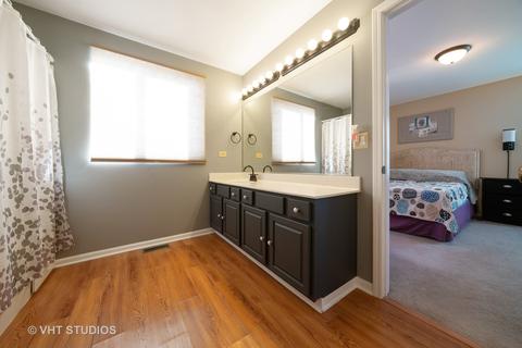 962 Symphony Dr, Aurora, IL 60504 photo 12