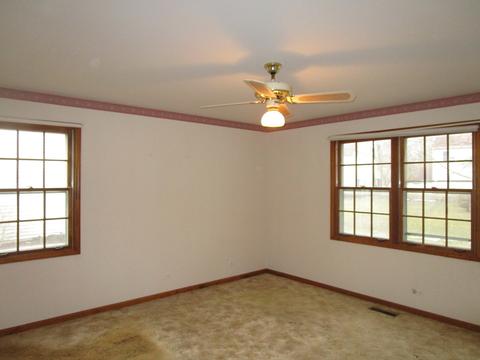 1036 Devonshire Ave, Naperville, IL 60540 photo 17