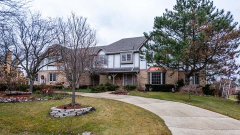 6440 Hillcrest Dr, Burr Ridge, IL 60527 photo 2