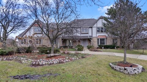 6440 Hillcrest Dr, Burr Ridge, IL 60527 photo 1