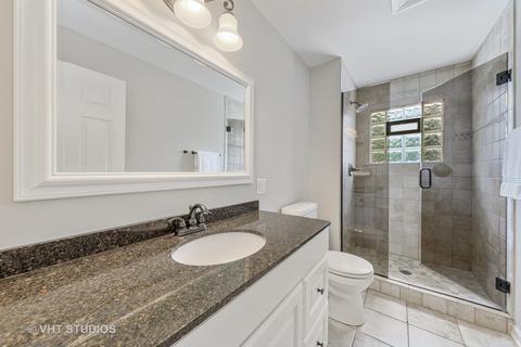 7055 Stanford Dr, Bridgeview, IL 60455 photo 18
