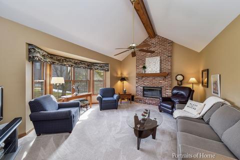 2541 Doncaster Dr, Aurora, IL 60504 photo 4
