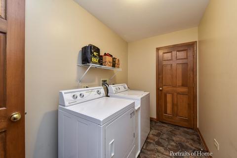 2541 Doncaster Dr, Aurora, IL 60504 photo 15