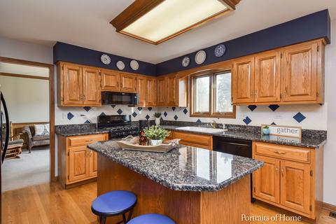 2541 Doncaster Dr, Aurora, IL 60504 photo 7