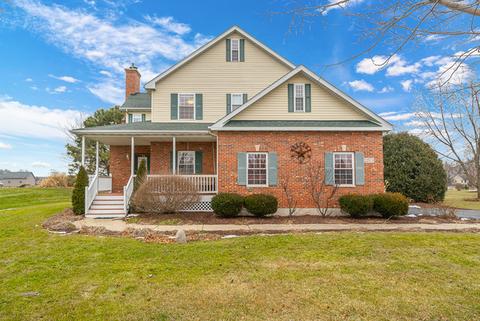 12573 Mitchell Dr, Plano, IL 60545 photo 1