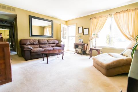 1174 Highbury Dr, Elgin, IL 60120 photo 5