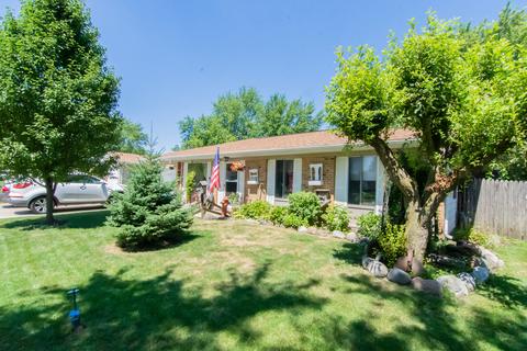 1174 Highbury Dr, Elgin, IL 60120 photo 1