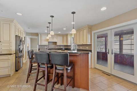 286 Fox Harbor Dr, Trout Valley, IL 60013 photo 11