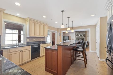 286 Fox Harbor Dr, Trout Valley, IL 60013 photo 9