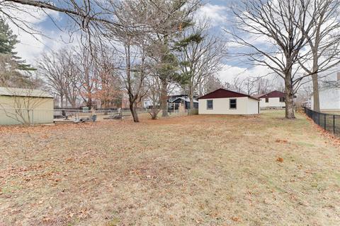 1215 S Linden St, Normal, IL 61761 photo 32