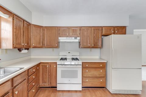 1215 S Linden St, Normal, IL 61761 photo 12
