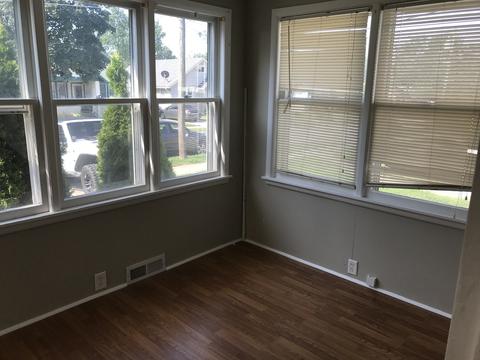 948 4th Ave, Aurora, IL 60505 photo 9