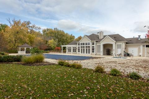 1883 Steffen Dr, Hoffman Estates, IL 60192 photo 28