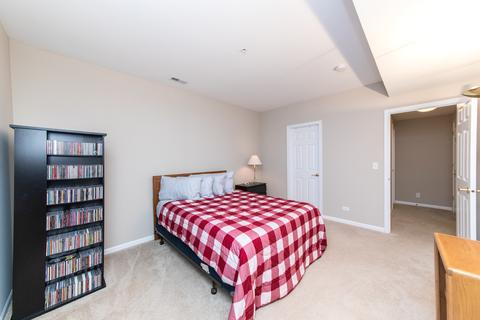 1883 Steffen Dr, Hoffman Estates, IL 60192 photo 21