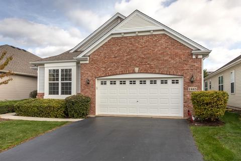 1883 Steffen Dr, Hoffman Estates, IL 60192 photo 3