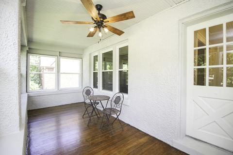 415 Shenstone Rd, Riverside, IL 60546 photo 2