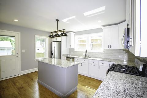 415 Shenstone Rd, Riverside, IL 60546 photo 7