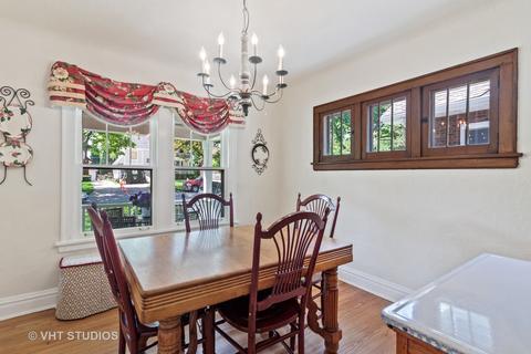 831 N Summit St, Wheaton, IL 60187 photo 7