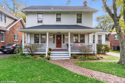 831 N Summit St, Wheaton, IL 60187 photo 1