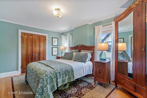 831 N Summit St, Wheaton, IL 60187 photo 9
