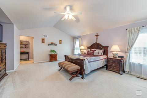 404 Hackney Ln, Oswego, IL 60543 photo 23