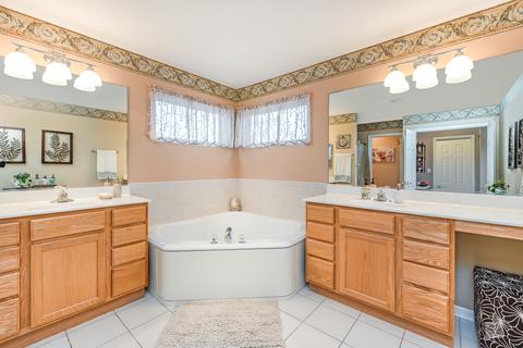404 Hackney Ln, Oswego, IL 60543 photo 26