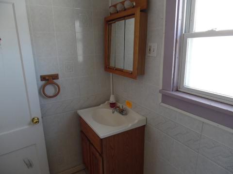 402 W 8th St, Lockport, IL 60441 photo 3