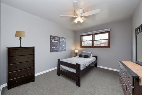 390 E Park Ave, Elmhurst, IL 60126 photo 9