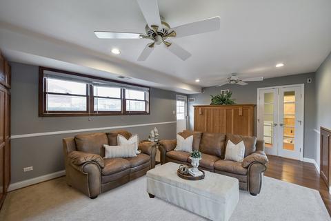 390 E Park Ave, Elmhurst, IL 60126 photo 7