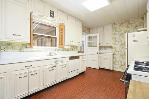 3721 W Algonquin Rd, Algonquin, IL 60102 photo 16