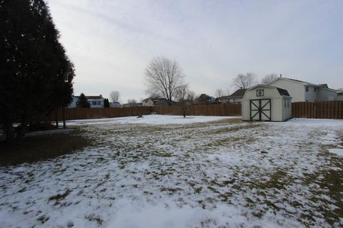 5834 Stonebridge Trl, Mchenry, IL 60050 photo 4