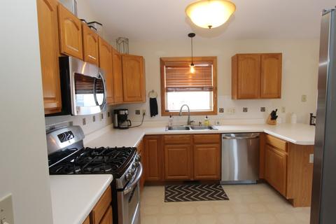 5834 Stonebridge Trl, Mchenry, IL 60050 photo 9