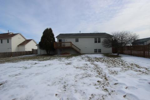 5834 Stonebridge Trl, Mchenry, IL 60050 photo 2