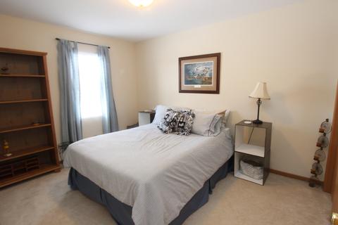 5834 Stonebridge Trl, Mchenry, IL 60050 photo 11