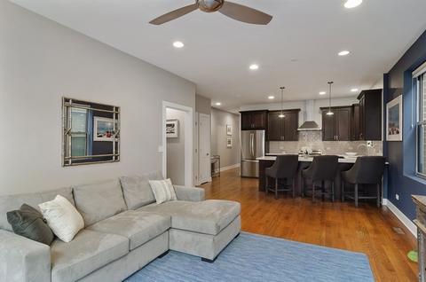 2038 W Crystal St #1, Chicago, IL 60622 photo 5