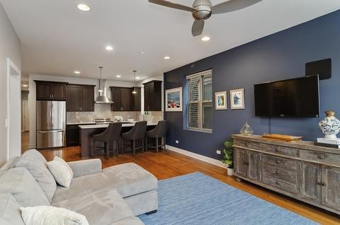 2038 W Crystal St #1, Chicago, IL 60622 photo 4