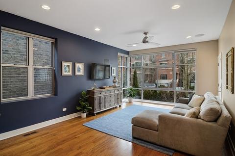 2038 W Crystal St #1, Chicago, IL 60622 photo 3