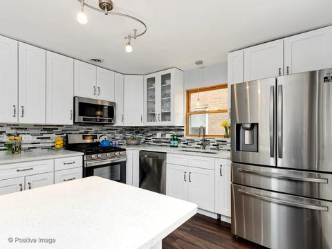 4064 N Meade Ave, Chicago, IL 60634 photo 13