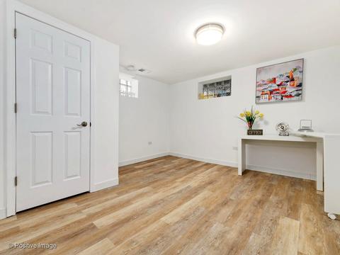 4064 N Meade Ave, Chicago, IL 60634 photo 25